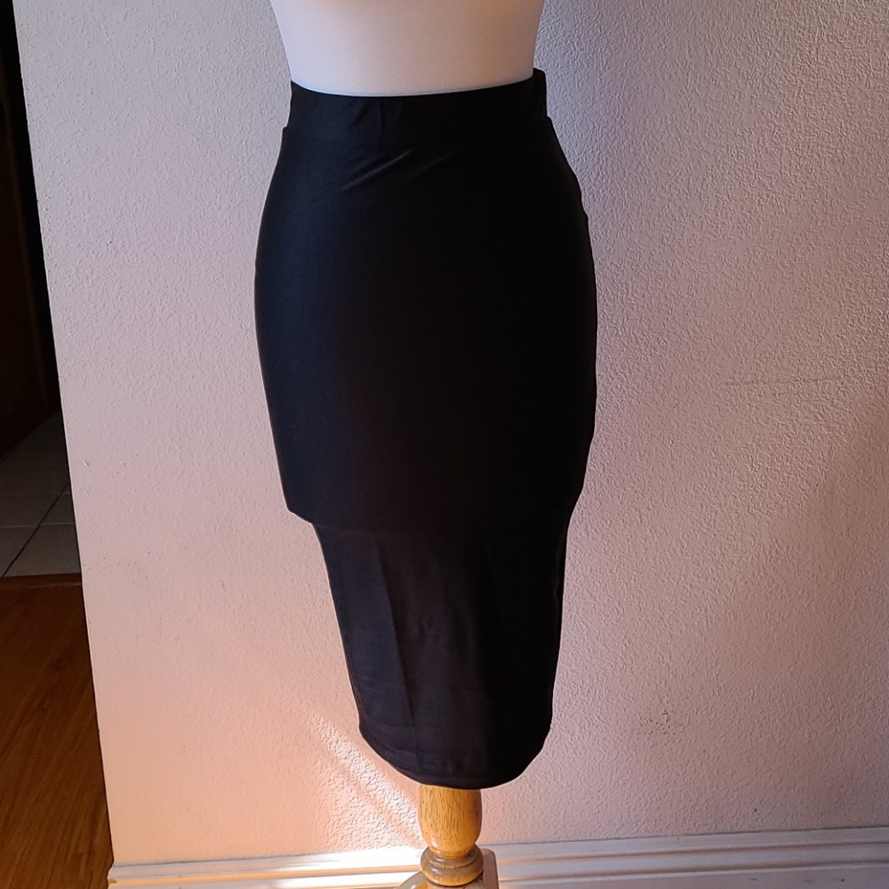 Fashion Nova, NEW, Black skirt